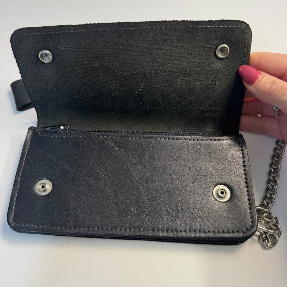 Harley-Davidson Black Leather Biker Chain Wallet Embroidered Logo Snap Closure